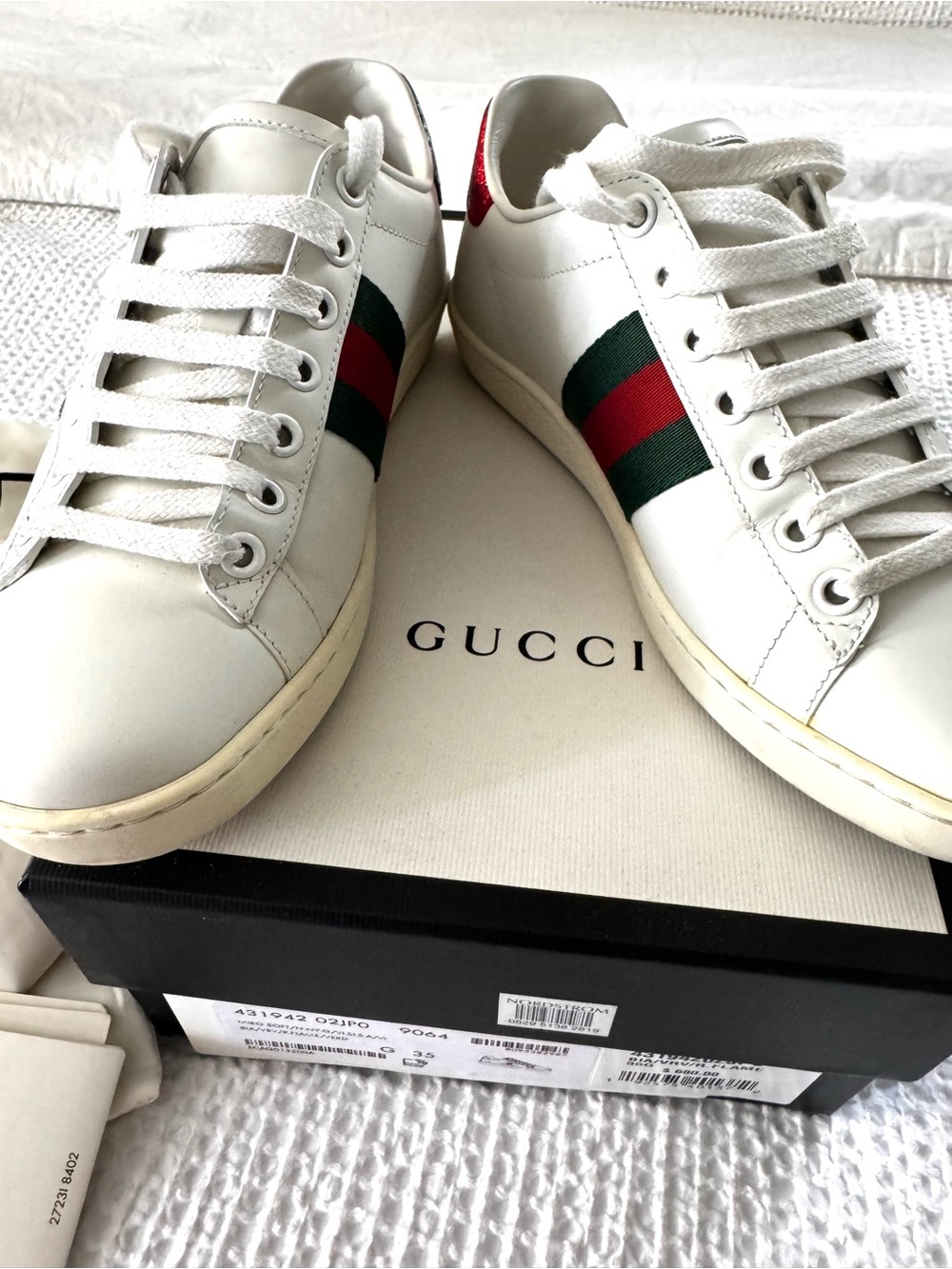 Authentic Gucci White Sneakers with Box Dust Bags and Cards - Picture 5 of 8